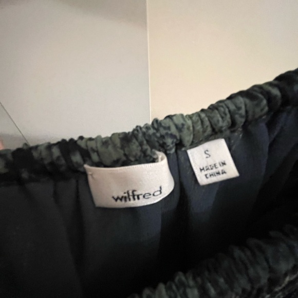 Wilfred dark green print top - Picture 2 of 3